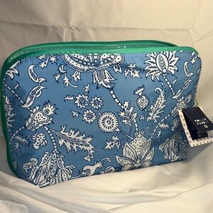 Roller Rabbit Target Blue Floral Cosmetic Bag with Green Trim Beauty Bag Set
